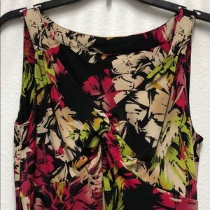 🦋 Ann Taylor -Ring in this Spring Printed Blouse